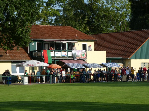 Sportplatz am Teichdamm - Ummendorf/Börde